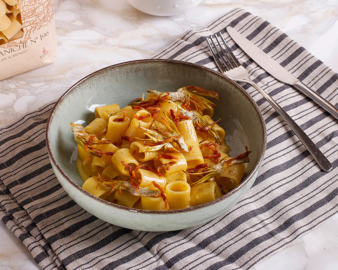 Carbonara con carciofi fritti