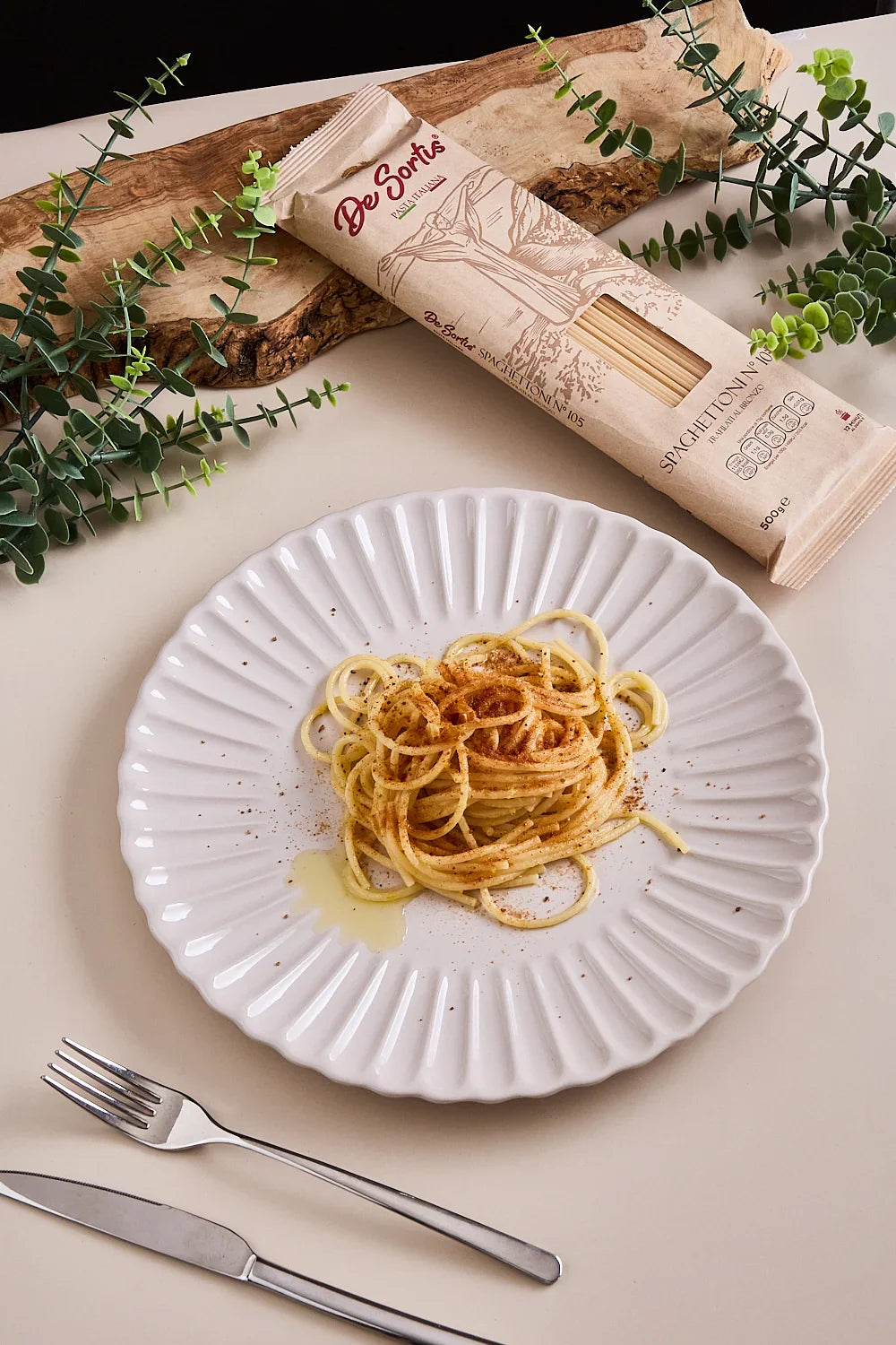 Spaghettoni al burro di bufala, agrumi e bottarga