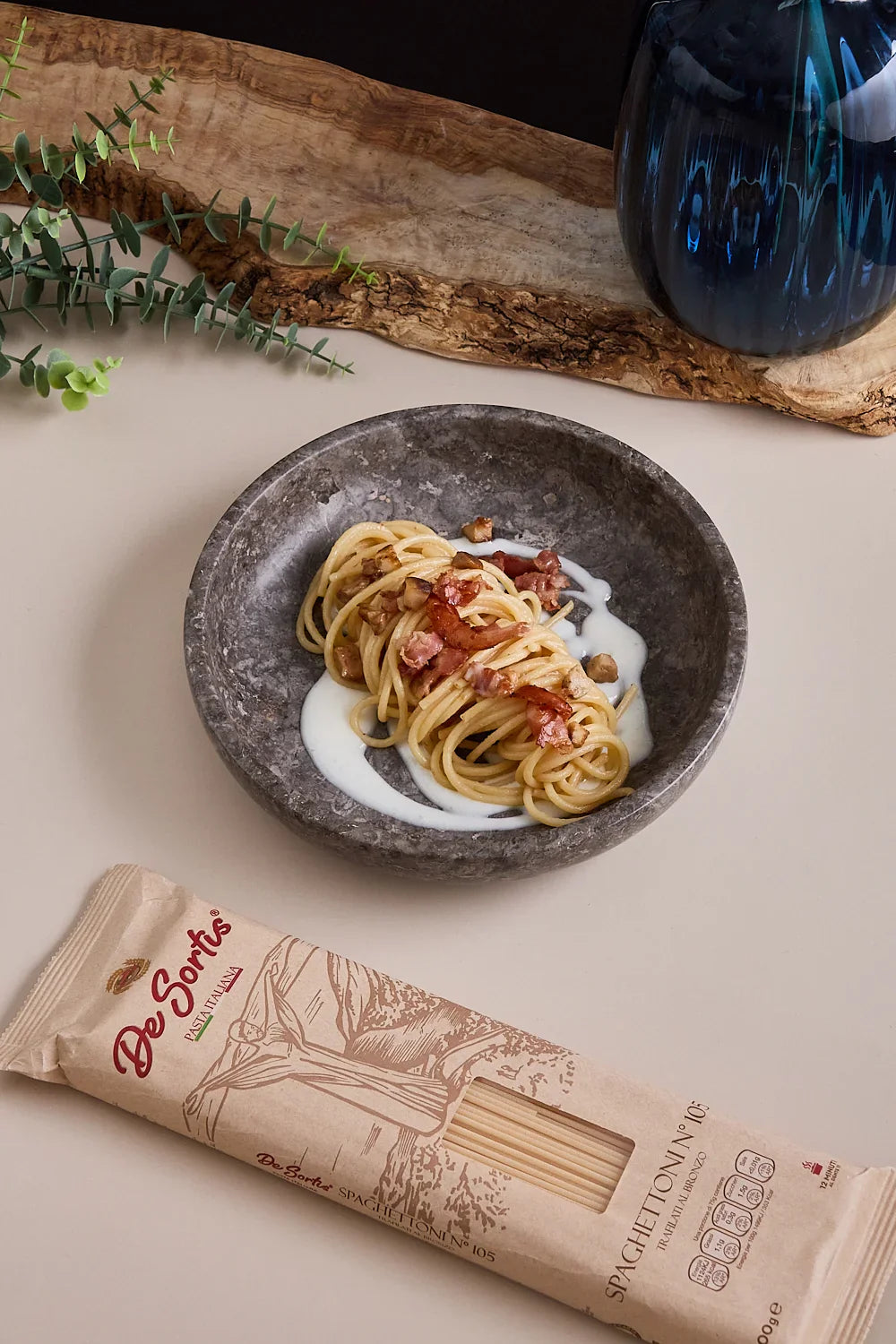 Spaghettone ai funghi porcini con pancetta croccante e crema di caciocavallo