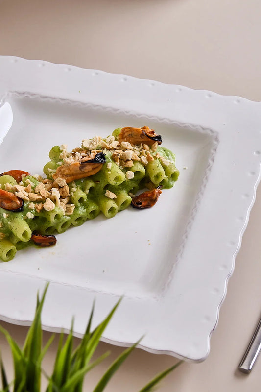 Ziti alle cozze e crema di zucchine e menta con tarallo napoletano sbriciolato